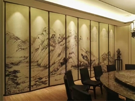 Case, the hotel lobby